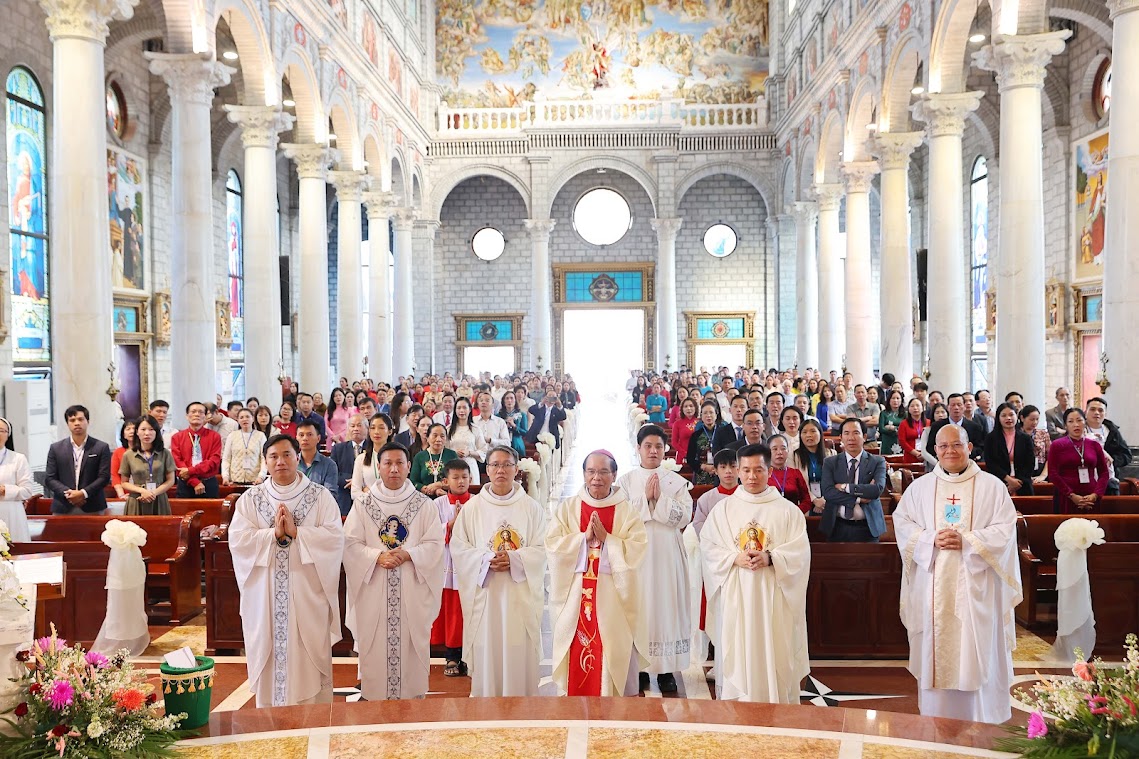 Giáo Phận Thanh Hóa: Ngày Thứ Ba Của Khóa Canh Tân Đời Sống Hôn Nhân số 92